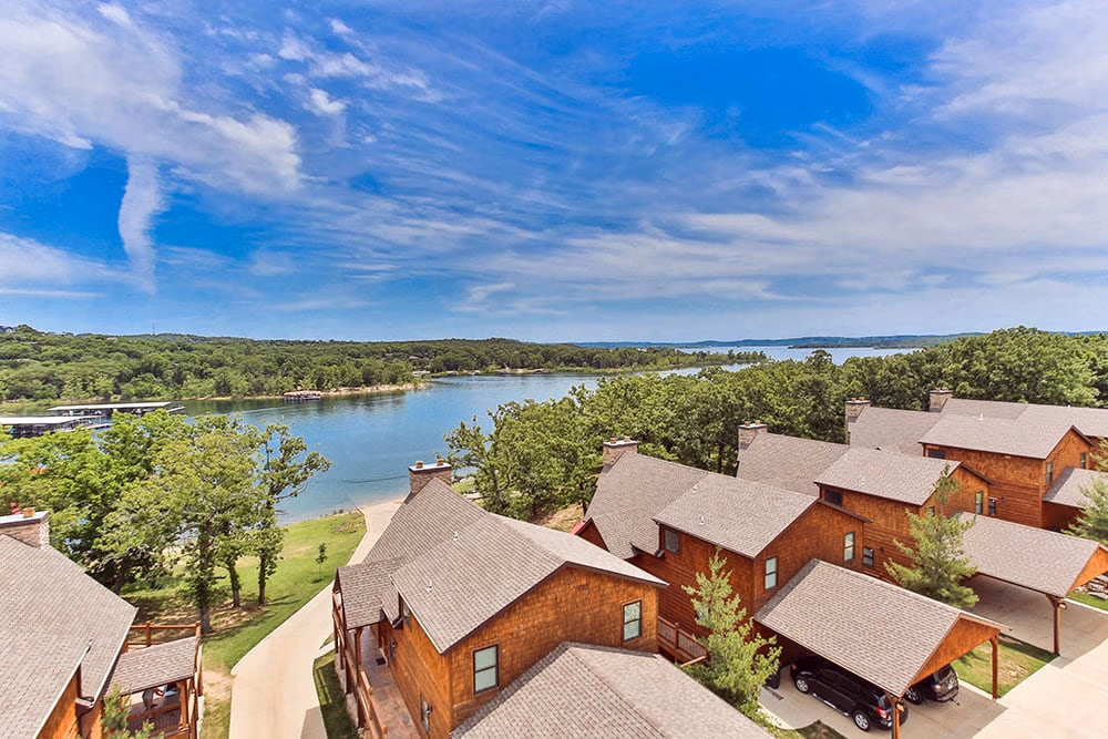 Branson Shores